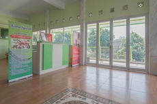 RedDoorz Syariah near Museum Wisma Karya Subang