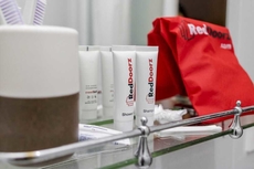 RedDoorz Syariah near RS Hermina Sukabumi