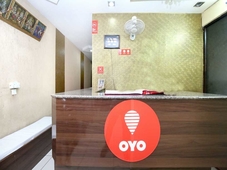 OYO 11844 Hotel Golden Halo