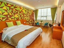 Vatica Hotel Fuyang Linquan Tenghui International City Branch