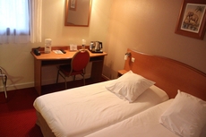 Hotel Kyriad Saint Quentin en Yvelines - Montigny