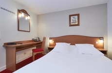 Hotel Kyriad Saint Quentin en Yvelines - Montigny