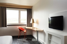 Ibis 3 Lacs Neuchatel Hotel