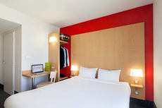 B&B HOTEL Paris Romainville Noisy-le-Sec