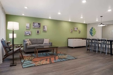 Woodspring Suites Detroit Sterling Heights