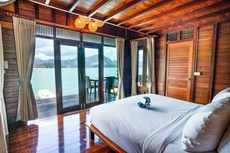 500 Rai Khao Sok Floating Resort