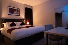 Everest Lodge Luxury Serviced Apartments - Farnborough