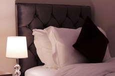 Everest Lodge Luxury Serviced Apartments - Farnborough