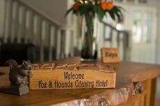 Fox & Hounds Country Hotel