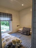 Glamping Hut - Riverview 5