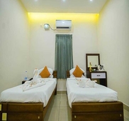 Fabhotel Chakkra Residency