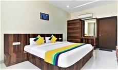 Hotel Ravi Residency