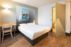 B&B HOTEL Laval Change