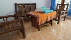 SPOT ON 92689 Homestay Srikandi Pulau Merah Beach