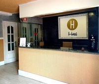 Hotel H