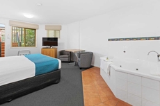 Browns Plains Motor Inn