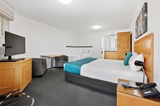 Browns Plains Motor Inn