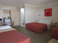 Nambour Lodge Motel