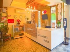 Capital O Vaccinated Staff - OYO 785 The Greenhive Hotel