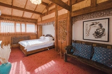 Lijiang Mountain View Homestay