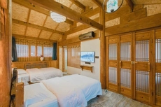 Lijiang Mountain View Homestay