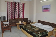 Hotel Kirti Plaza