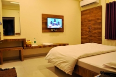 Hotel Shree Pratham Milan