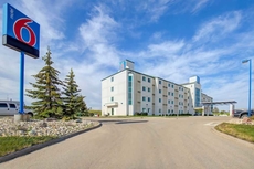 Motel 6 Grande Prairie, AB
