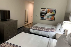 La Quinta Inn & Suites by Wyndham-Red Oak TX IH-35E