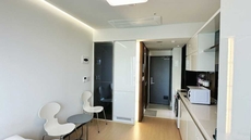 Yeongjong Shine Hotel