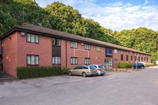 Travelodge Medway M2