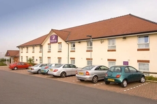 Premier Inn Oldham Central