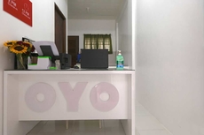 OYO 736 Jade Apartelle