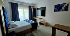 M City Aparthotel