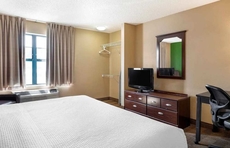 Relax Suites Extended Stay - La Mirada