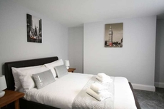 Friary House Serviced Apartments by Roomsbooked - 24Hr Reception