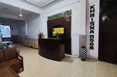 Capital O 93653 Kinasih Hotel