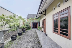 Capital O 93716 Family Guesthouse Syariah