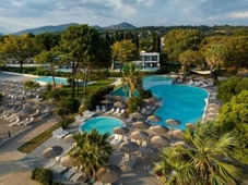 Ninos Grand Beach Hotel & Resort