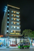 Sammy Hotel