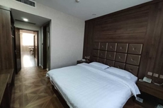 Super 8 Hotel (Xingtai Railway Station Tianyi Square Kaixuan Branch)