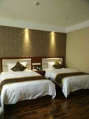 Qingtian Boutique Hotel (Zhaotong Fengxia Road)