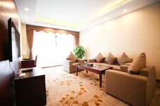 Sumahui Hotel (Suzhou East Railway Station Kechuang Center)