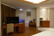 HomeJoyler Vacation Apartment (Yunling Shengshi Jiayuan)