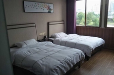 Luanchuan Friendship Business Hotel