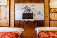 Mount Hua Hongchen Xiake Theme Hotel