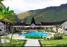 Suni Garden Lake Hotel and Resort