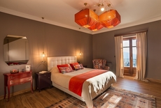 Ef Zin Studios and Suites