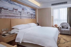 Vienna Hotel (Shou County Jingrun Central City)