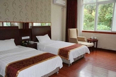 Shengzhong Lake Holiday Hotel